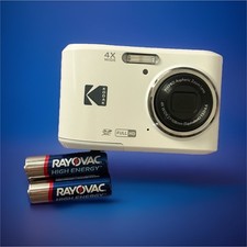 Kodak PIXPRO FZ45 White Compact Digital Camera