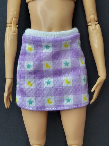 NEW! PURPLE GRAPHIC SKIRT BARBIE FASHIONISTAS FASHION CLOTHES - Bild 1 von 2