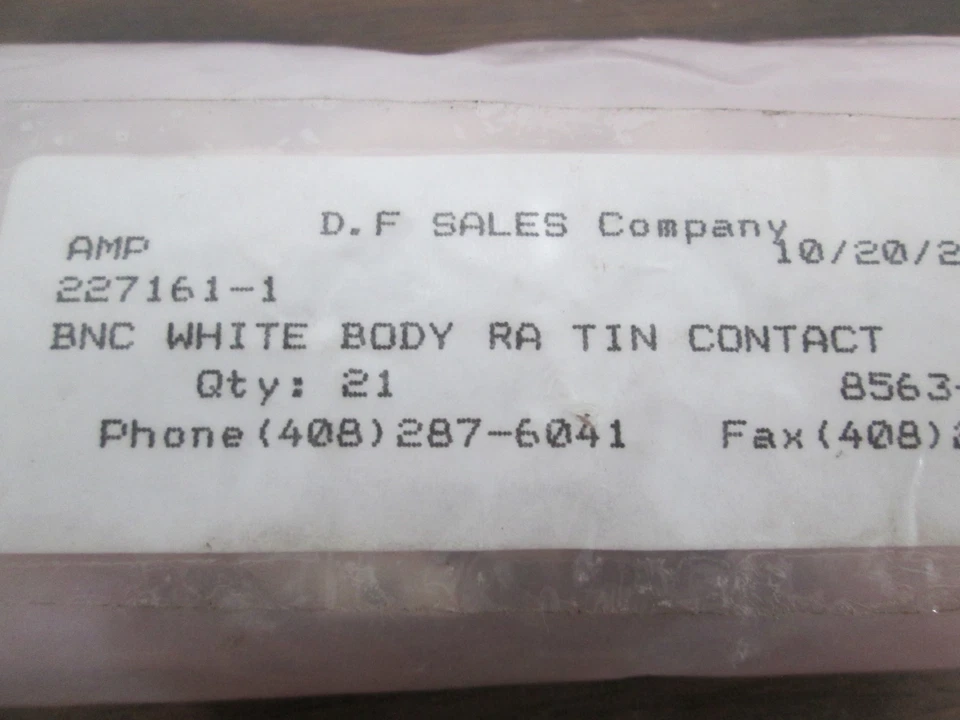AMP, 227161-1, BNC White Body RA Tin Contact, New, Lot of 21 - Image 3 of 4