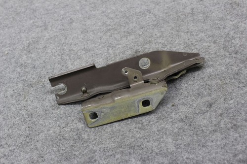 BMW 5er E60 E61 Scharnier Motorhaube rechts Frontklappe 7120276 Klappenscharnier