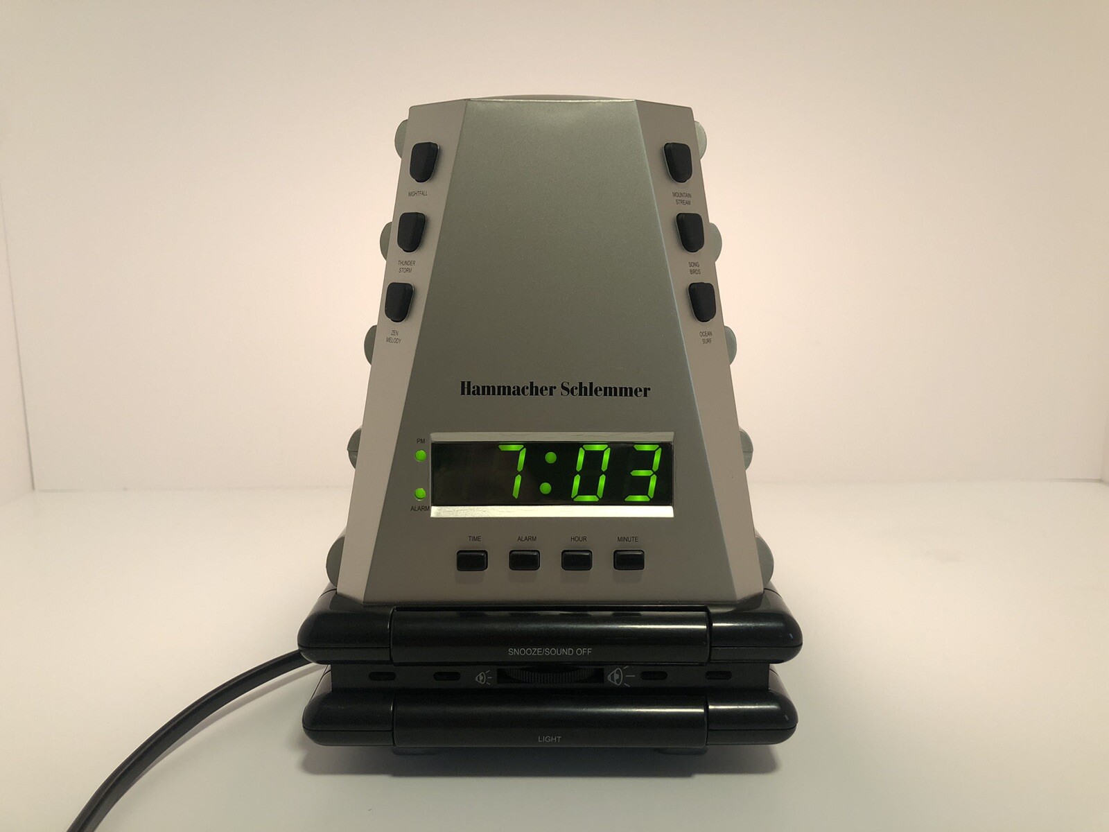 Hammacher Schlemmer Nature White Noise Alarm Clock NC1000 eBay