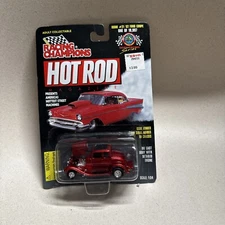 Racing Champions Hot Rod Magazine '32 Ford Coupe Red 1:54 1/54