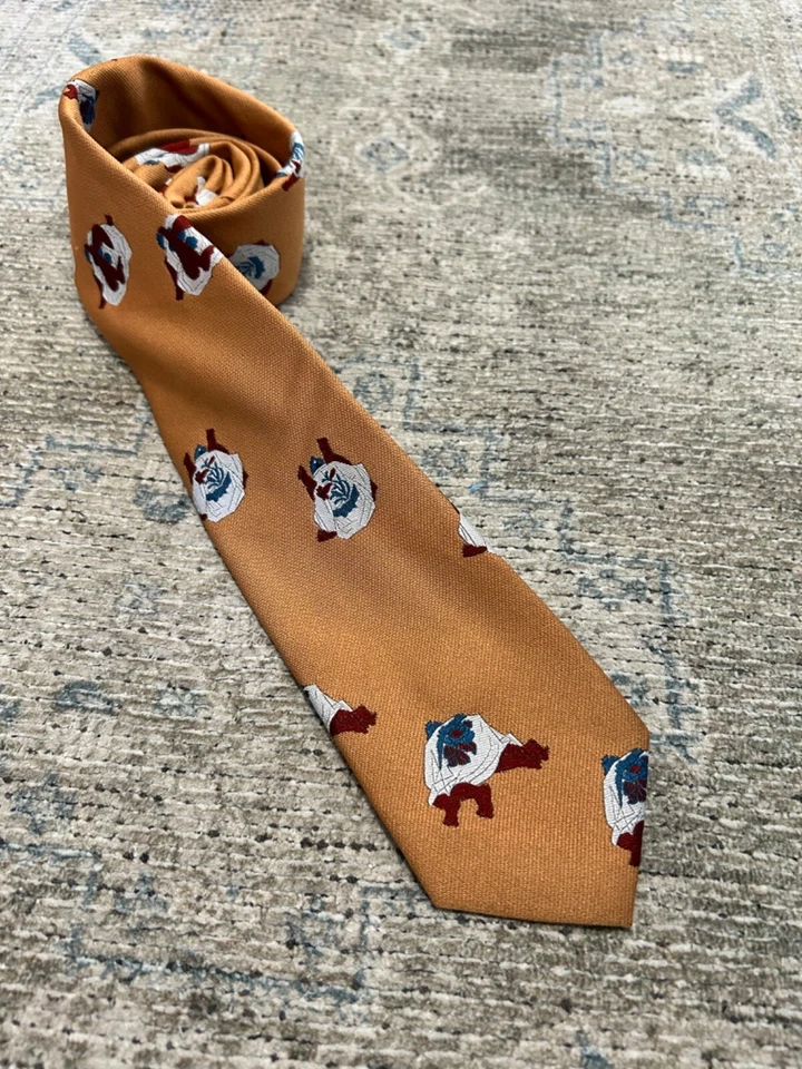 Guy Laroche vintage gold Kama Sutra embroidered critter preppy naughty necktie - image 2 of 4