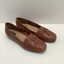Womens Array Glove Leather Tasseled Loafers S...