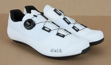 Fi'zi:k Tempo Overcurve R4 Wide Cycling Shoe. White/Black, EU 41.5 /61546/