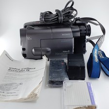 Sony Handycam CCD-TRV30 Video8 Camcorder , battery, remote WORKS