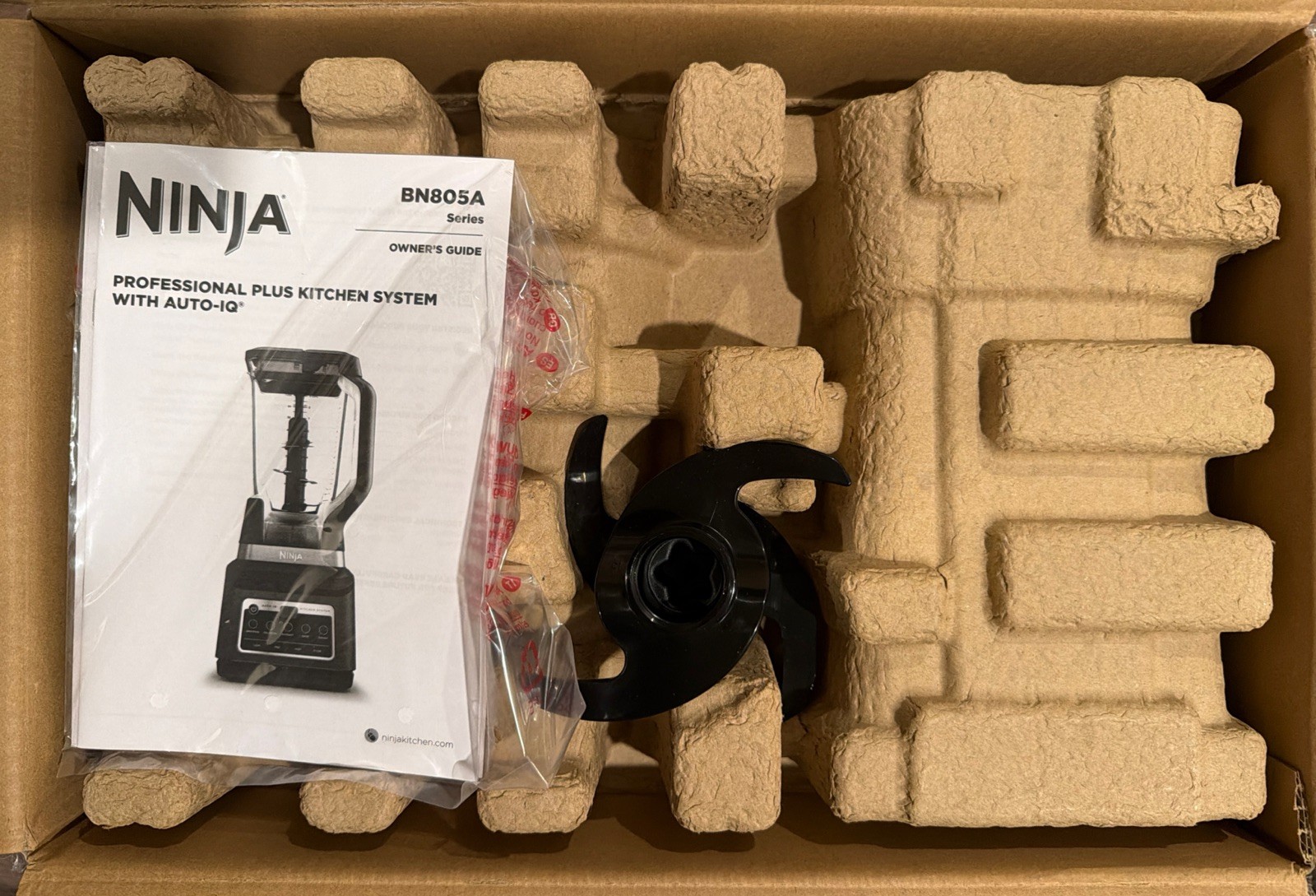 Ninja BN805A 1400W Pro Plus Kitchen System Blender and Food Processor (Black)