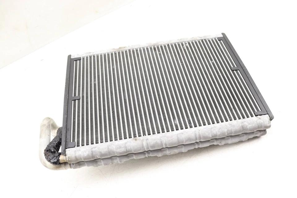 Mercedes-Benz E350 2010-2016 - evaporador de aire acondicionado 2048300058 Foto 2 de 4