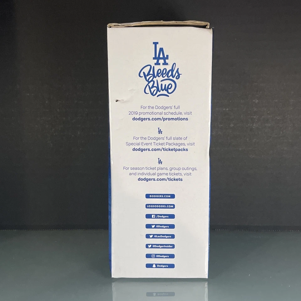 Max Muncy Bobblehead 2019 SGA 5/15/19 Los Angeles Dodgers Stadium Giveaway NIB - Image 2 of 4