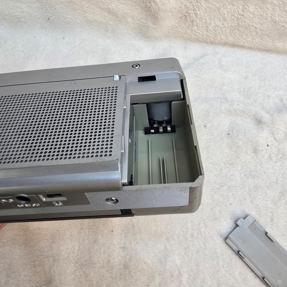 SONY Walkman WA-11 - K7 Cassette - Radio AM/FM HS - À Réviser Ou Pièces - Bon état Visuel