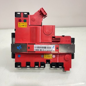 Rear Battery Power Distribution Junction Box 9240490 OEM BMW F01 F02 F10 750i