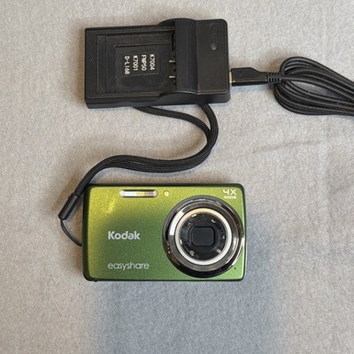Kodak EasyShare M532 14.0MP Digital Camera 4x Missing Trim Ring