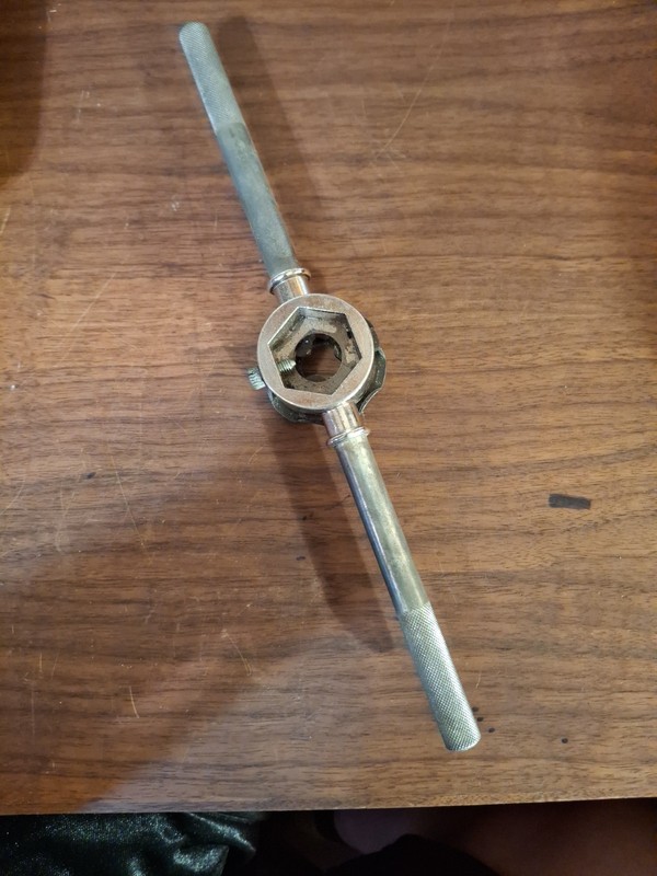 DIE HOLDER TOOL 10" NO NAME,  SEE PICTURES PLEASE