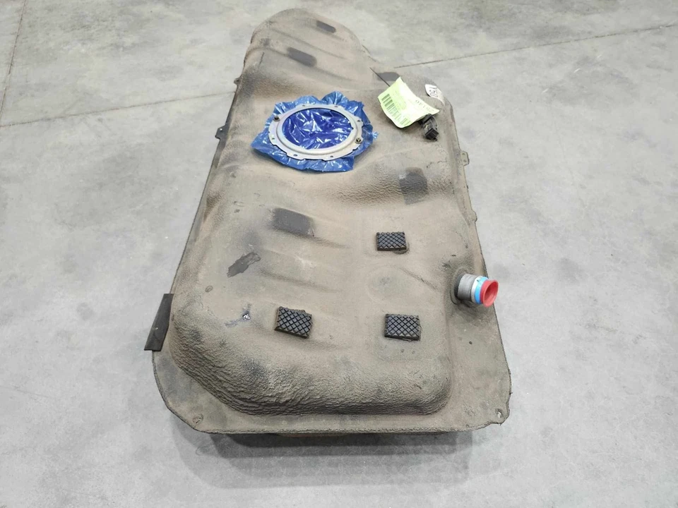 Conjunto de tanque de combustible Kia Forte 2014-2018 tanque de gasolina pieza original OEM 31150A7500 Foto 4 de 4