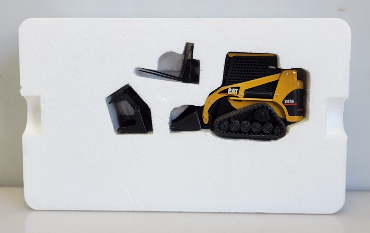 Norscot CAT 247B Multi-Terrain Loader Skid Steer 1/32 Die-Cast