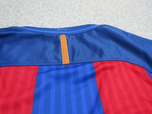 Official NIKE Barcelona Ladies Home Shirt 2016/ 2017, Size: XS (Chest: 26-28") - Picture 9 of 9