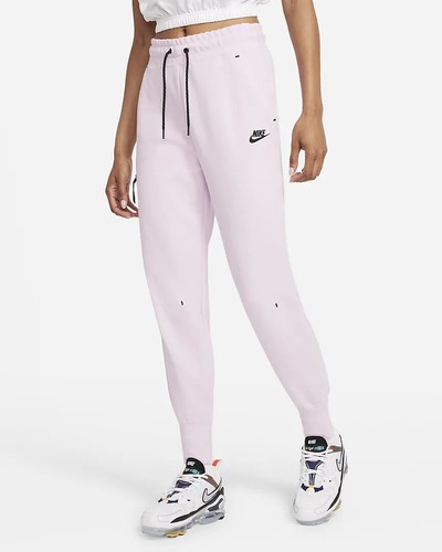 Nike Women's Size 2XL Sportswear Tech 