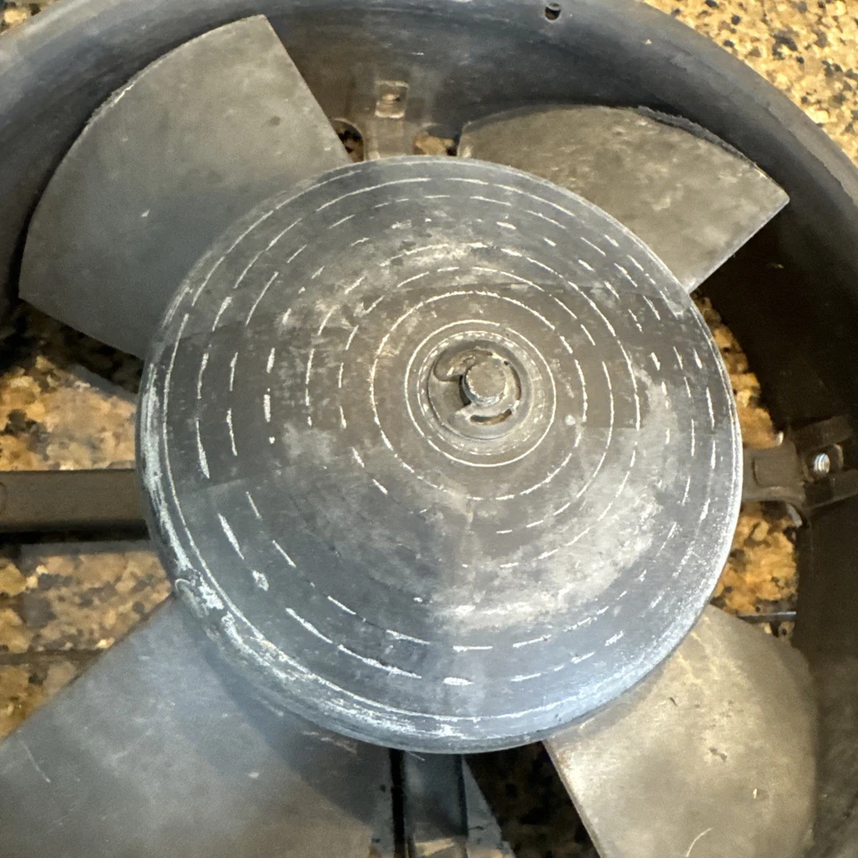 Ventilador de refrigeración radiador pequeño Mercedes R107 C107 Early 350SL 450SL 1972-73 PROBADO Foto 3 de 4