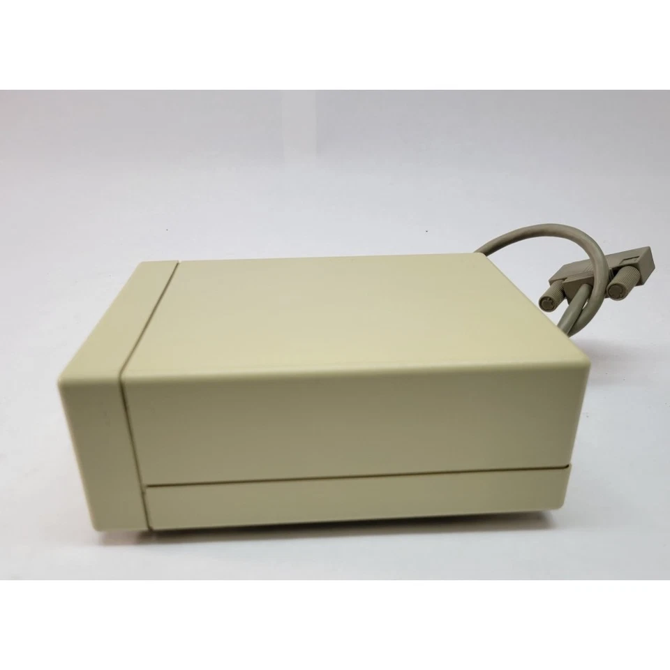 Vintage Apple External 400k 3.5" Floppy Drive M0130 for 128k/512k/Plus, Untested - Image 3 of 4