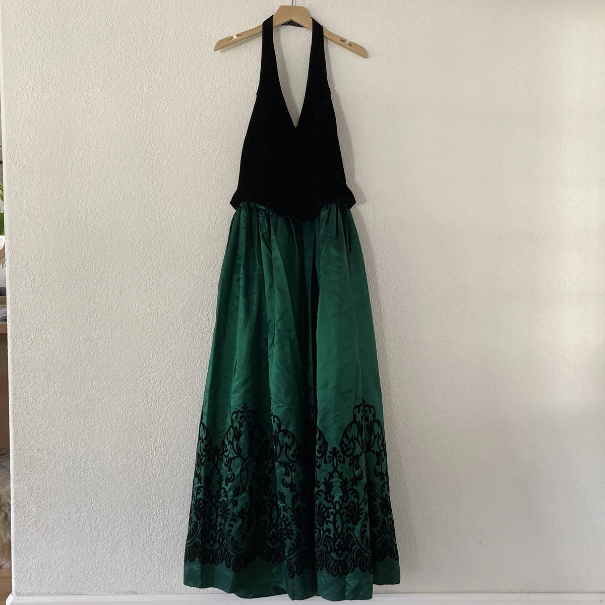 green emerald velvet dress Emerald Green Flower Lace Velvet Long Sleeve Vintage Dress, Emerald Green / L main image 1