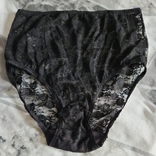 Damskie czarne pełne koronkowe majtki rozmiar 12/14 By Pretty Secrets Fabrycznie nowe bez metki 