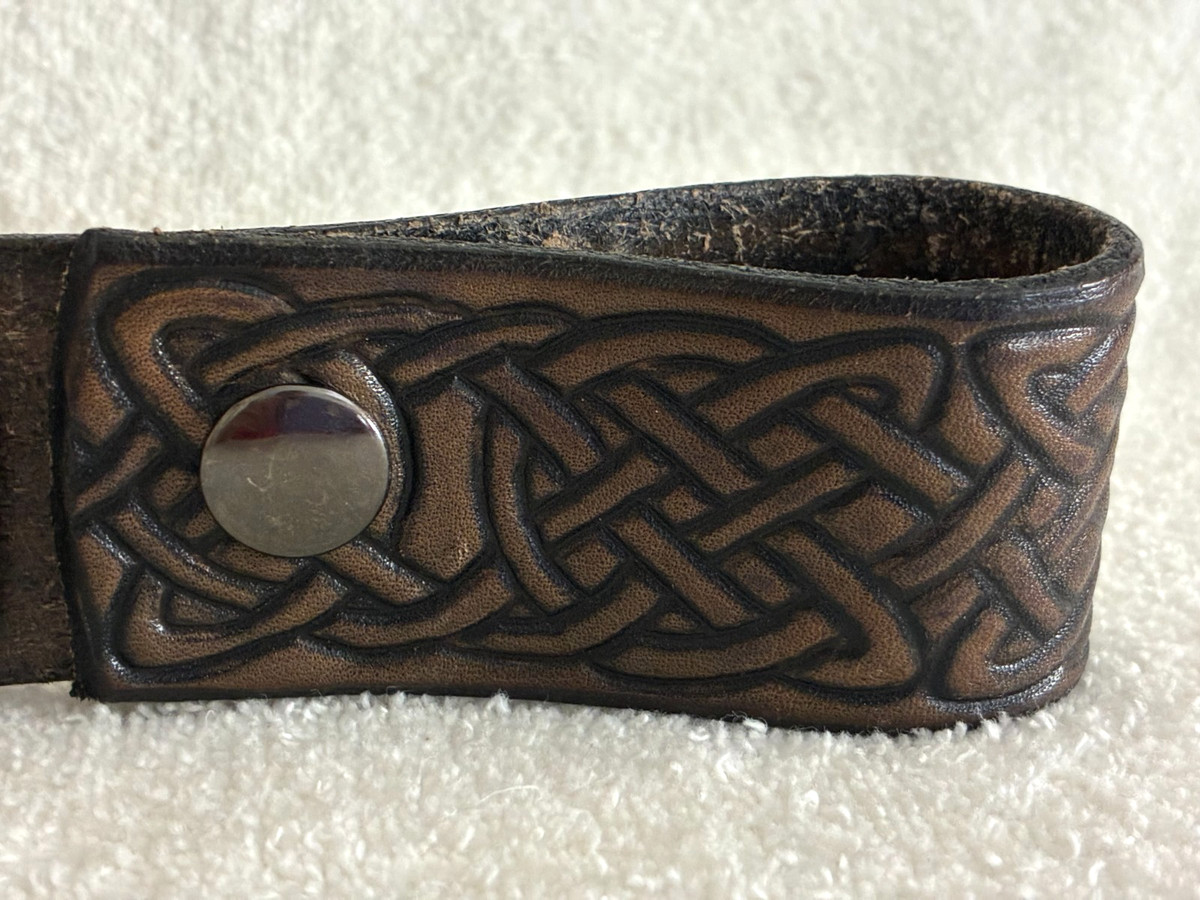 Celtic Etched Handcrafted Tankard/Mug Leather Belt Carrier Strap w/Snaps View 3
