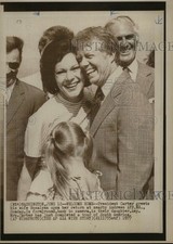 1977 President Carter Greets Wife Rosalynn At Andrews Afb 8X11 Vintage Photo