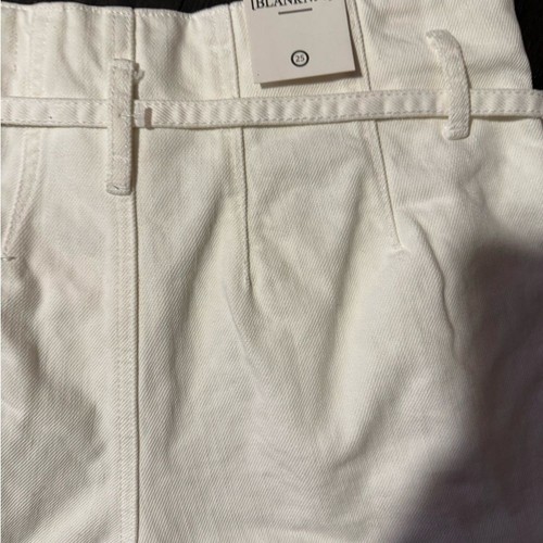 Blank NYC White Denim Shorts | Size 25 | Classic Summer Staple (0056) - Picture 9 of 9