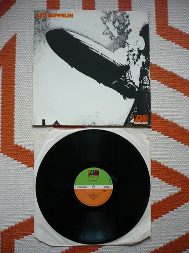 Led Zeppelin Self Titled 1969 Debut Vinyl UK 1978 Atlantic A1/B1 Strawberry LP