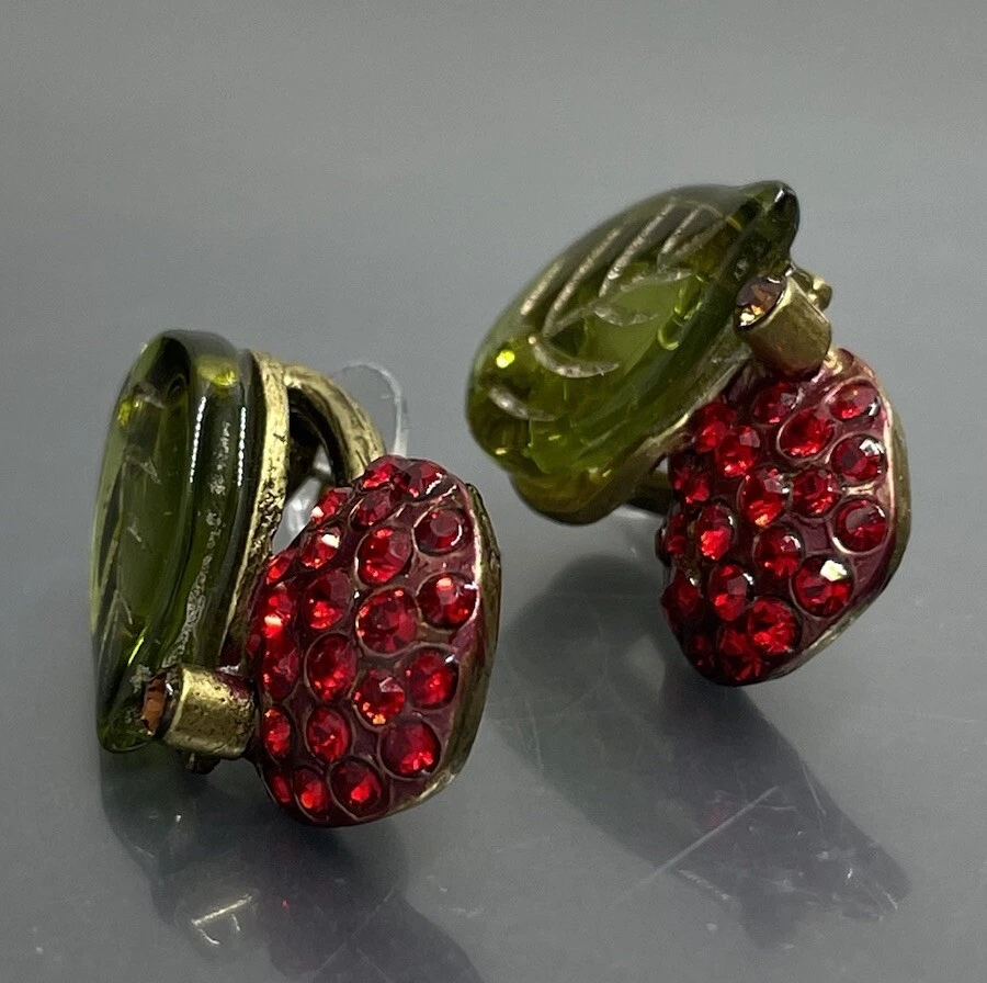 Pendientes Sweet Romance EE. UU. Perforados Chapados en Oro Cristal Verde Cereza Hoja de Vidrio Foto 3 de 4