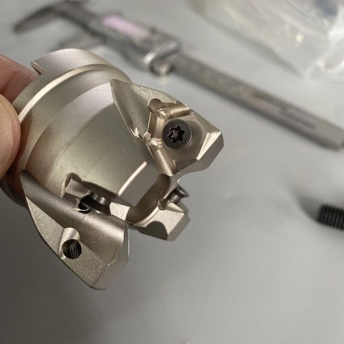 1PCS MFWN90 50-22-4T endmill cutter+ WNMU080608-EF Double side 6flute 90° insert - Foto 4 di 8