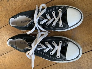 black converse size 4 uk