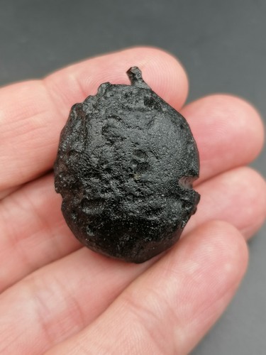 Quality Tektite Philippinite Rizalite 20,33g / 3,6 cm Meteorite Impact Glass - Picture 17 of 17