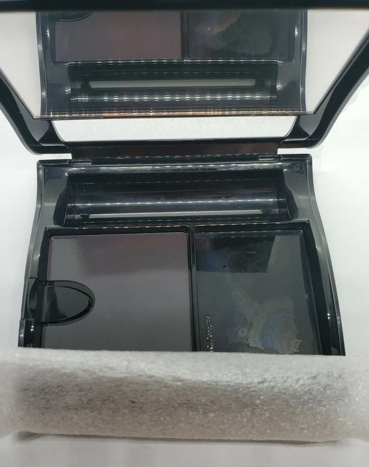 New in Box MARY KAY Makeup Compact with Magnet Black & Pink With Mirror Unfilled - Image 4 of 4