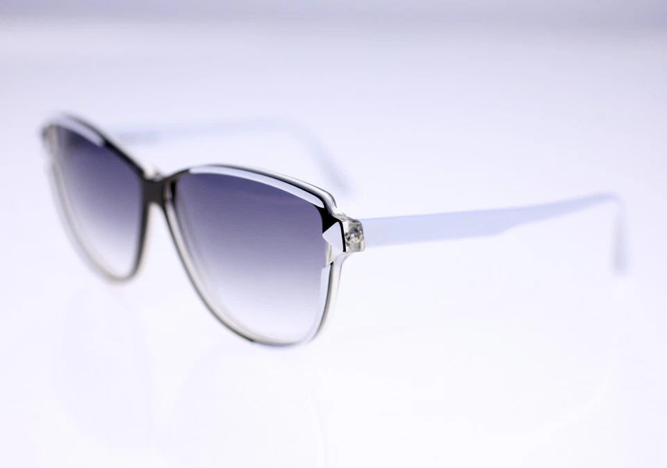 Luxottica 8551 black and white plastic frame ladies sunglasses-circa 1980s-28g - Image 2 of 4