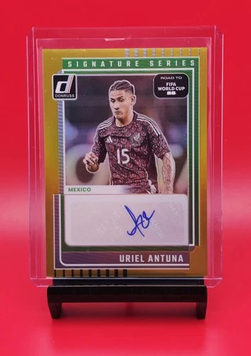 2025-26 Panini Donruss Road To FIFA World Cup Mexico Uriel Antuna Auto Gold /10