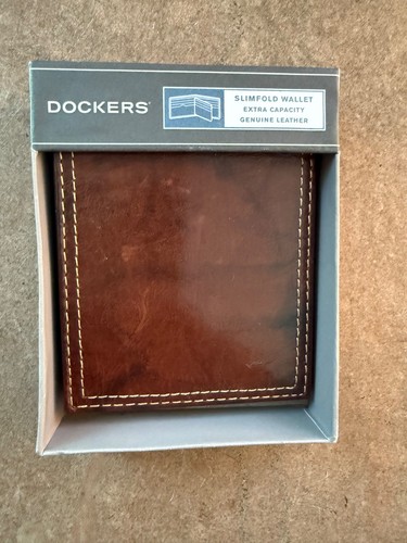 Dockers NIB slimfold genuine leather wallet