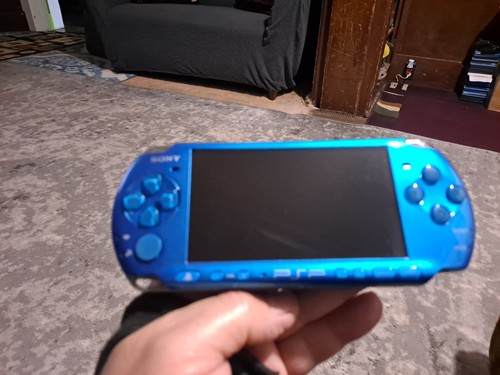 Sony PSP-3000 Vibrant Blue Handheld-Konsole Invizimals Version CIB + Zubehör - Bild 6 von 15