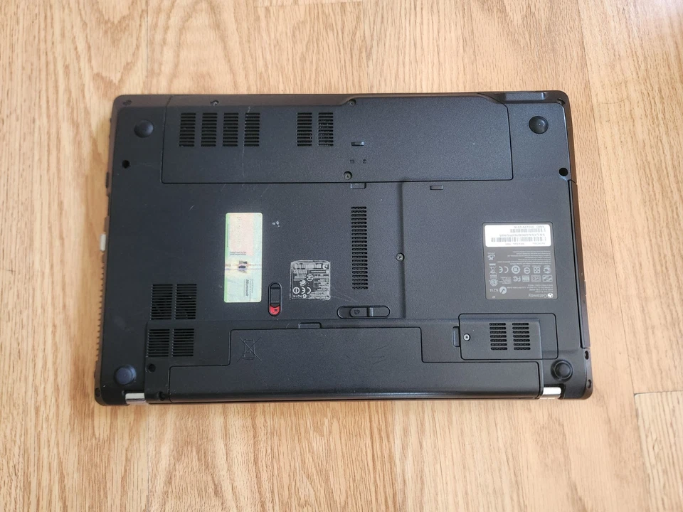 Portátil Gateway Core™i3 CPU M320@2, GHz 4 GB-sin unidad Har Foto 3 de 4