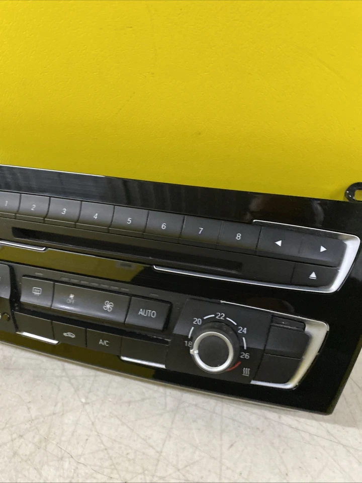 2016-2018 BMW 1 SERIES HEATER CONTROL PANEL AND RADIO CONTROL 6411 9384046-02 - Image 3 of 4