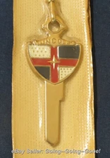 COLOR CREST 24KT GOLD LINCOLN KNIGHT COAT OF ARMS KEY BLANK +HANG TAG +KEY CHAIN