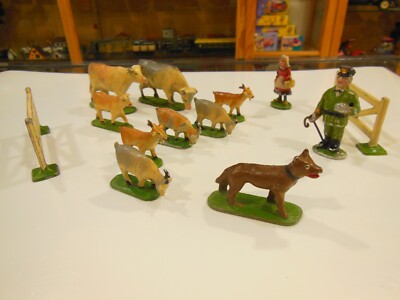 Lot danciennes figurines, dromadaire, girafe, zèbres, Quiralu Grès