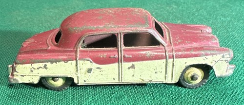RARE VINTAGE DINKY 1952 STUDEBAKER 4 DOOR #172 MOST ORIGINAL PAINT & REIFEN - Bild 3 von 5