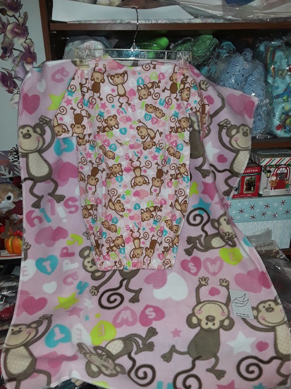 Pink Monkeys  Print- Baby Blanket Set. Brand New. Newborn -6 Months.