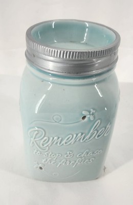 Scentsy CHASING FIREFLIES Wax Warmer light BLUE MASON Jar Full Size Bulb Is New