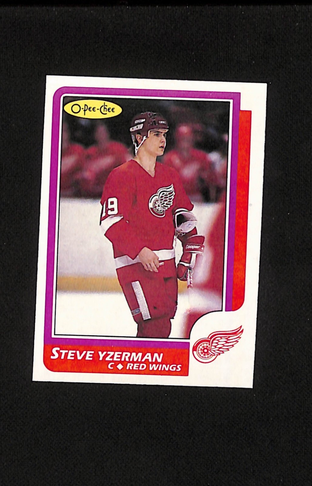 1986-87 O-Pee-Chee - Steve Yzerman #11 Beautiful card