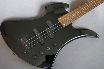 Aria Pro II Reverse-Body Bass Vintage Japanese 1985 with Soft Case and Strings