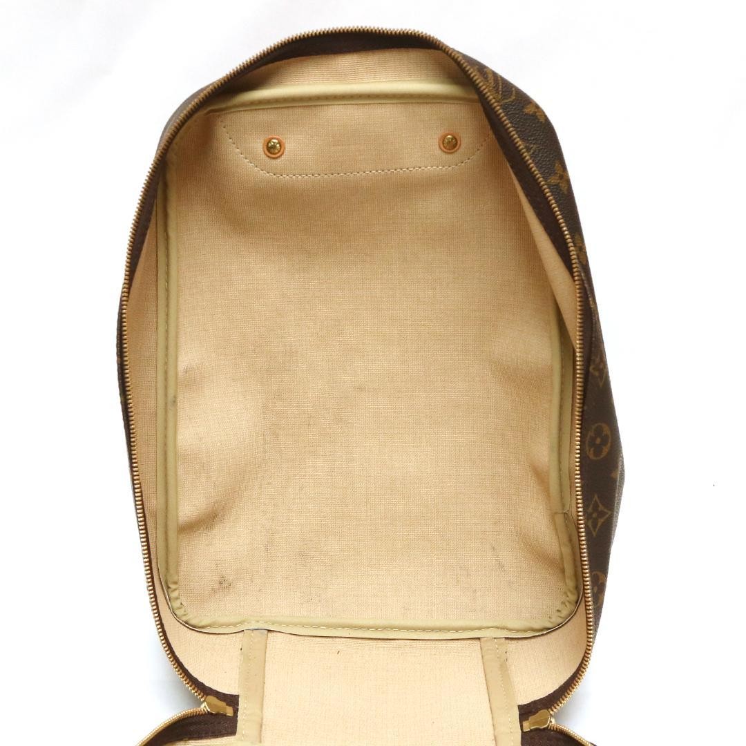 Good condition Louis Vuitton Excursion Brown LV M… - image 6