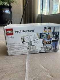LEGO Architecture Studio 21050 Complete Set 1210 Pieces Studios Theme Box 2013