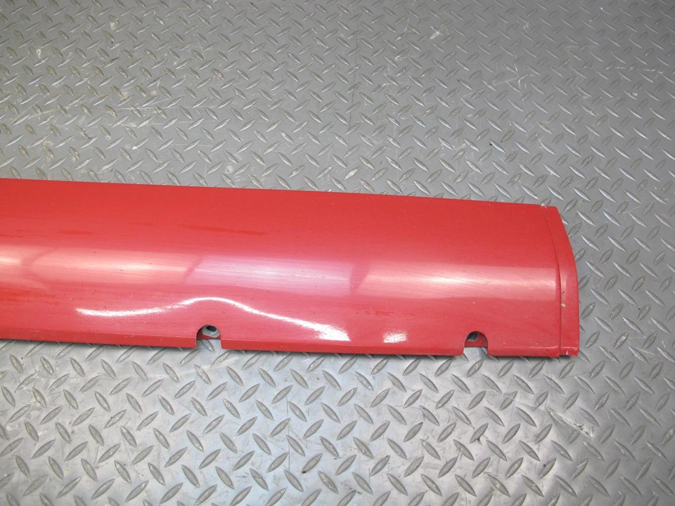 1987 - 1995 年 PORSCHE 928 S 摇杆成型面板裙子右侧和左侧套装红色 — 第 4/4 张图片